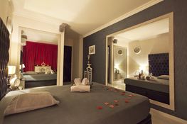 Suite for erotic fantasies with escorts at Felina Barcelona